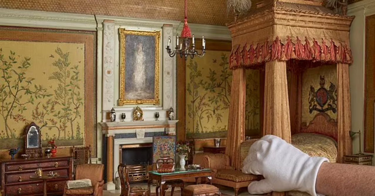 У Великій Британії показали ляльковий будинок королеви, який створили 100 років тому (фото)